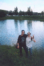 С Нельсон у озера